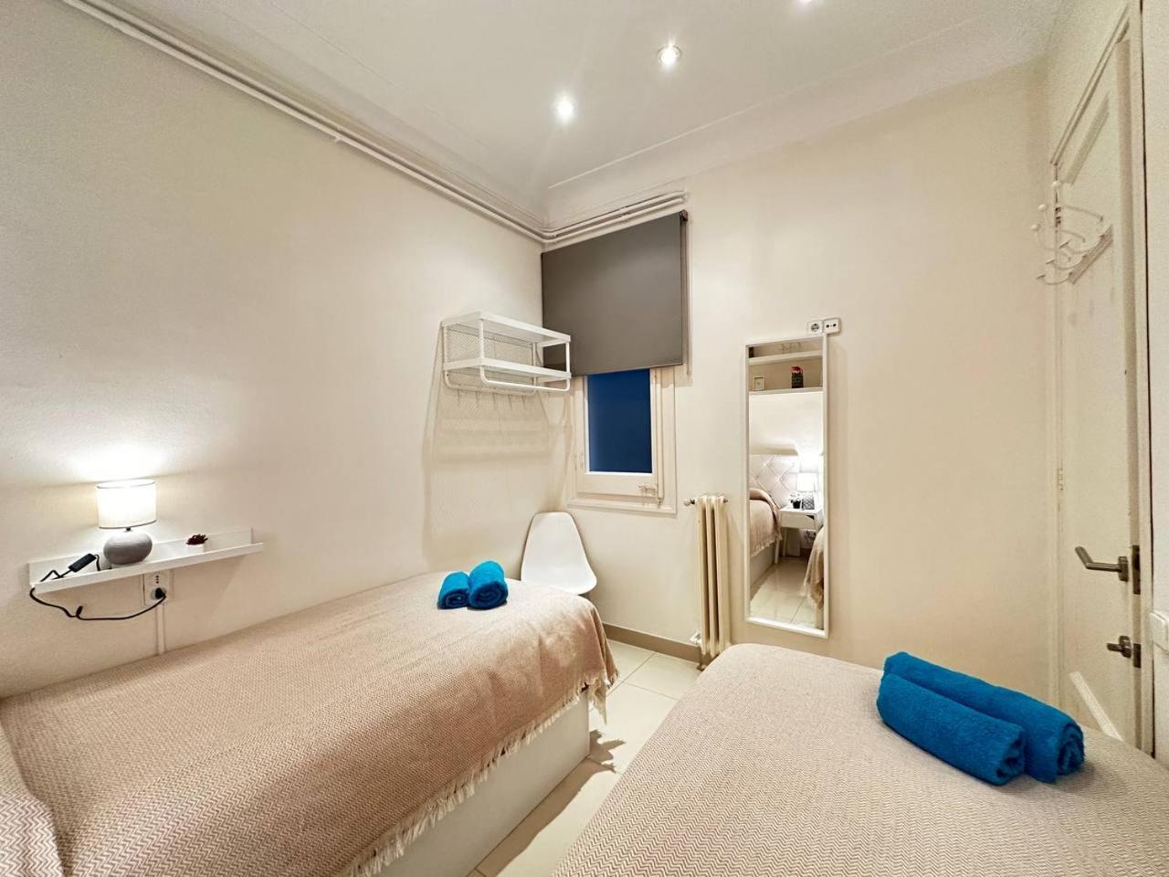 Rooms Gran Via Barcelona Exterior foto