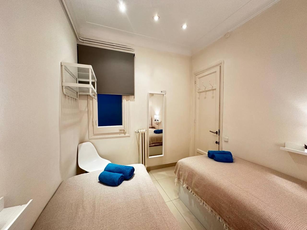 Rooms Gran Via Barcelona Exterior foto